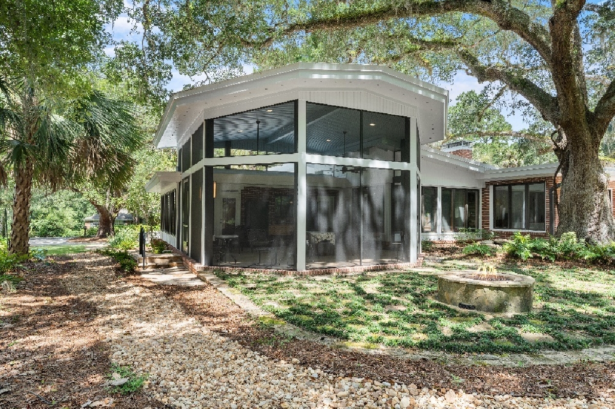 Screened Room Addition