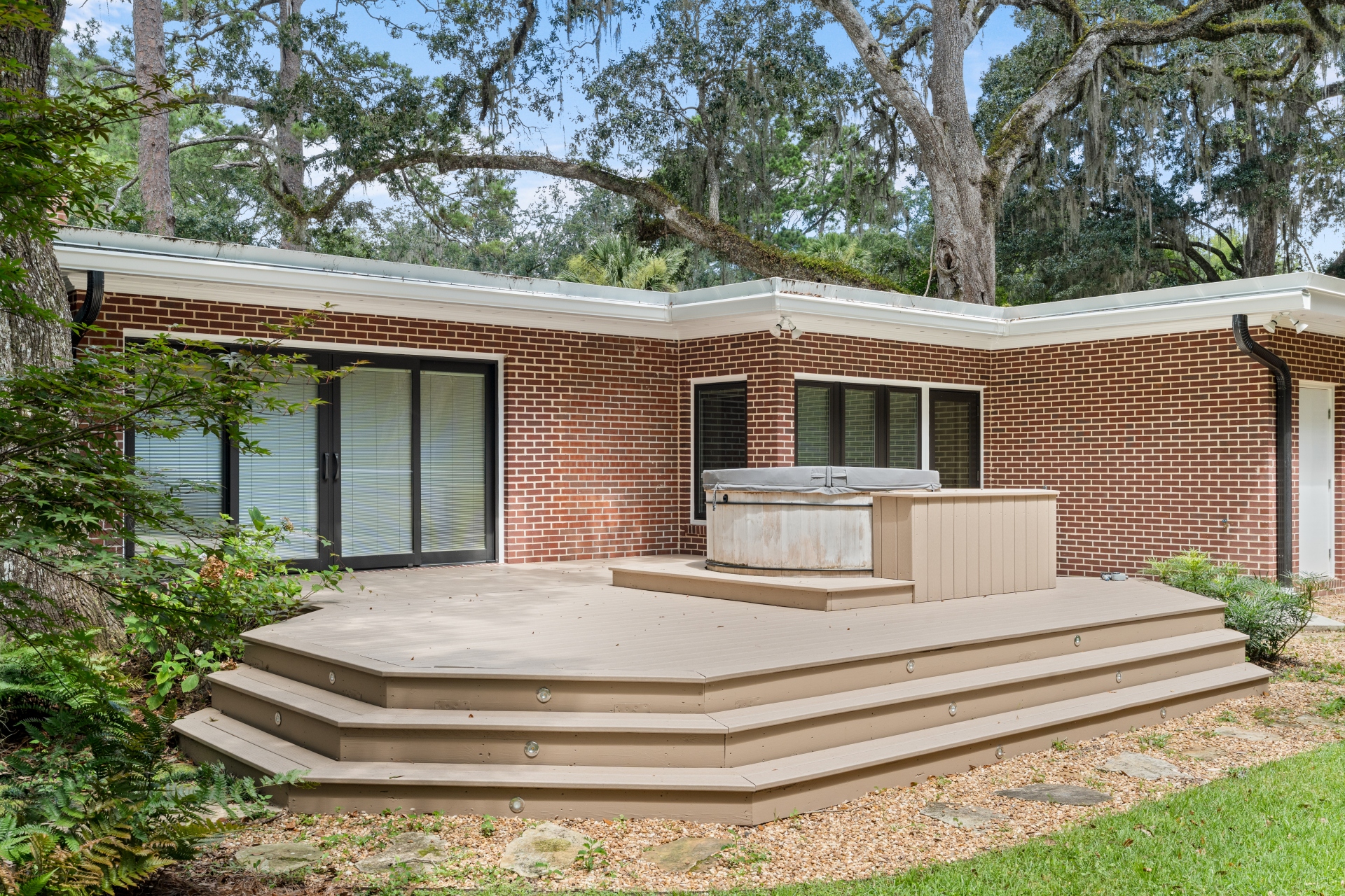 Screened Room Addition Photo 8