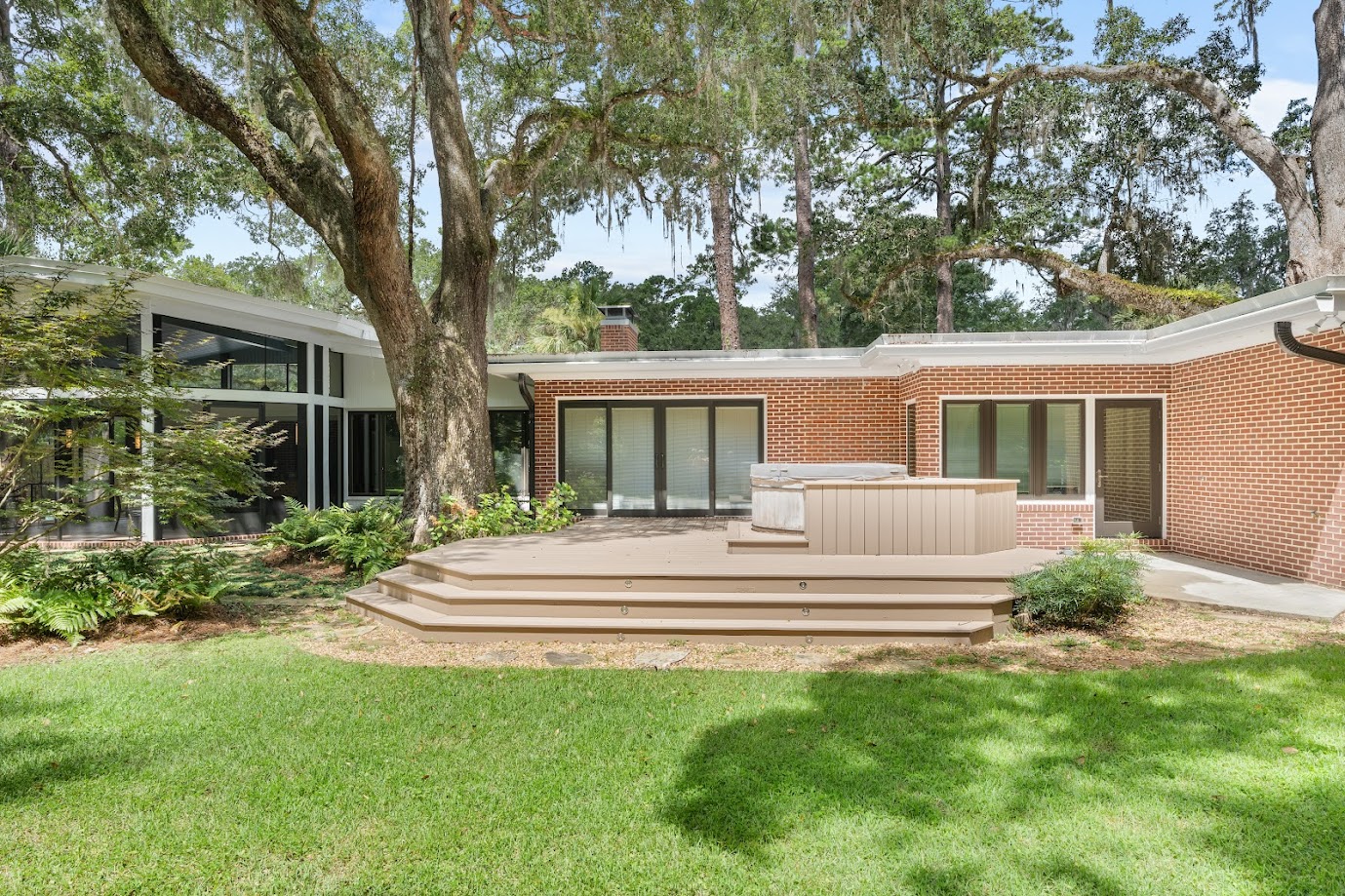 Screened Room Addition Photo 7