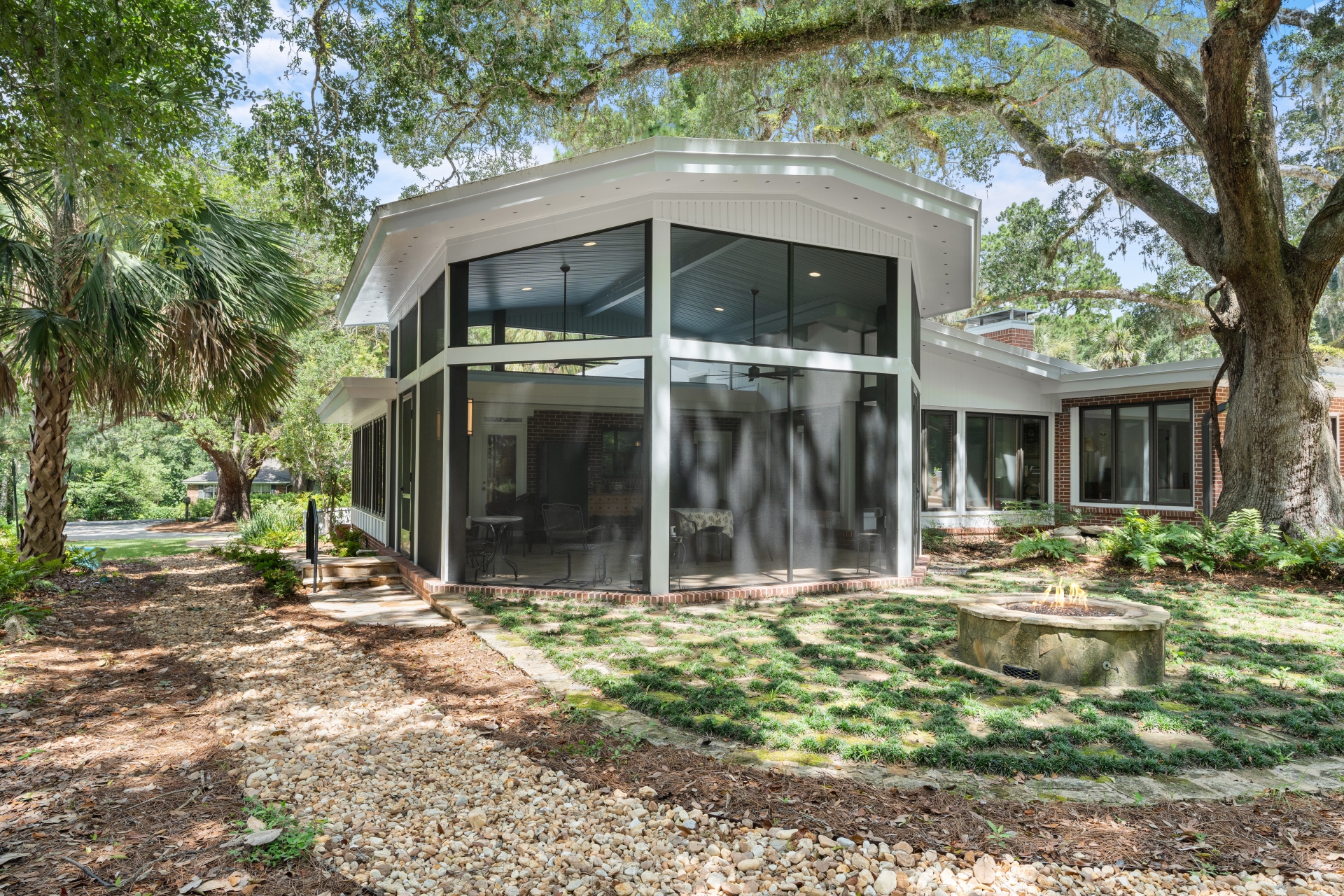 Screened Room Addition Photo 3