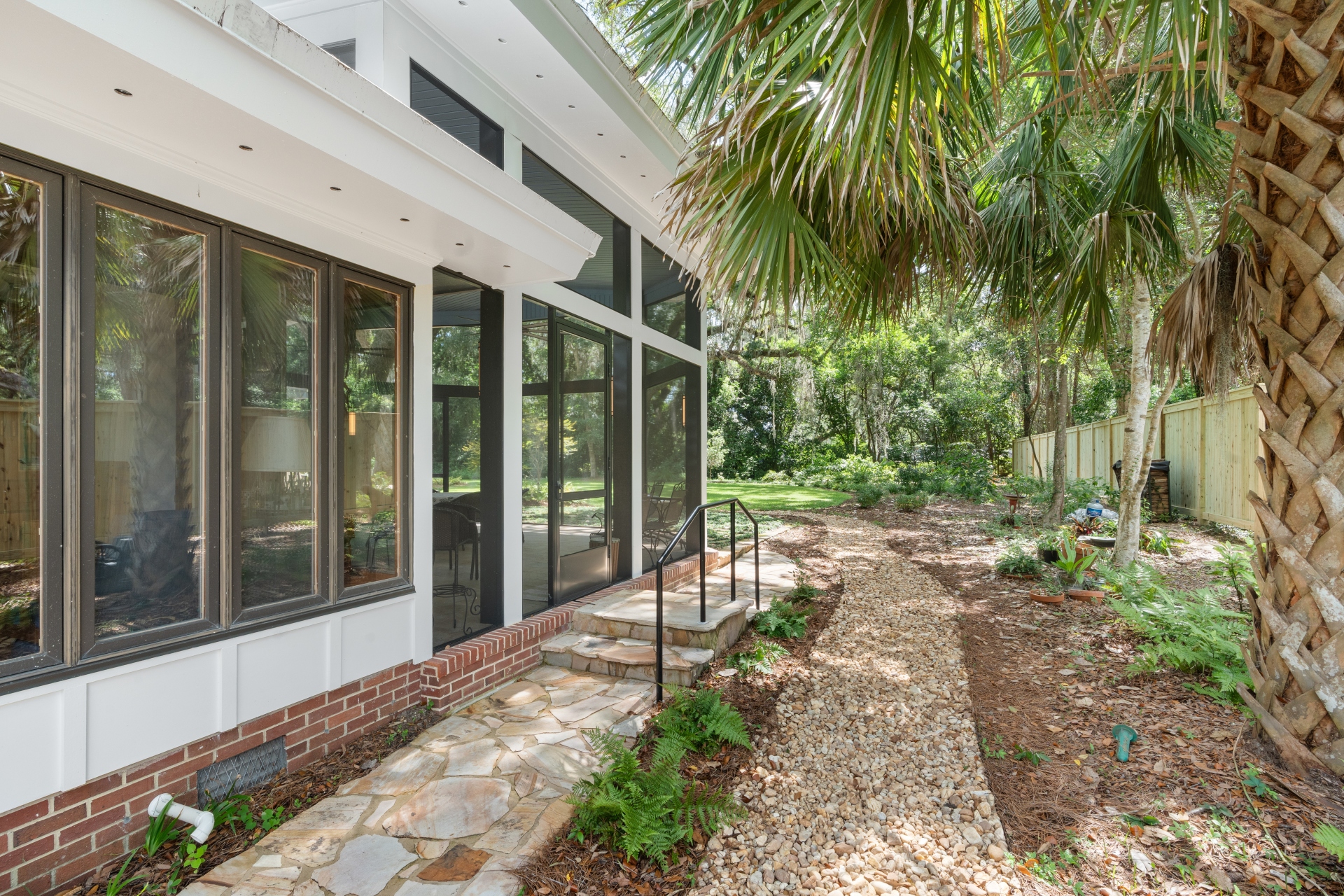 Screened Room Addition Photo 2