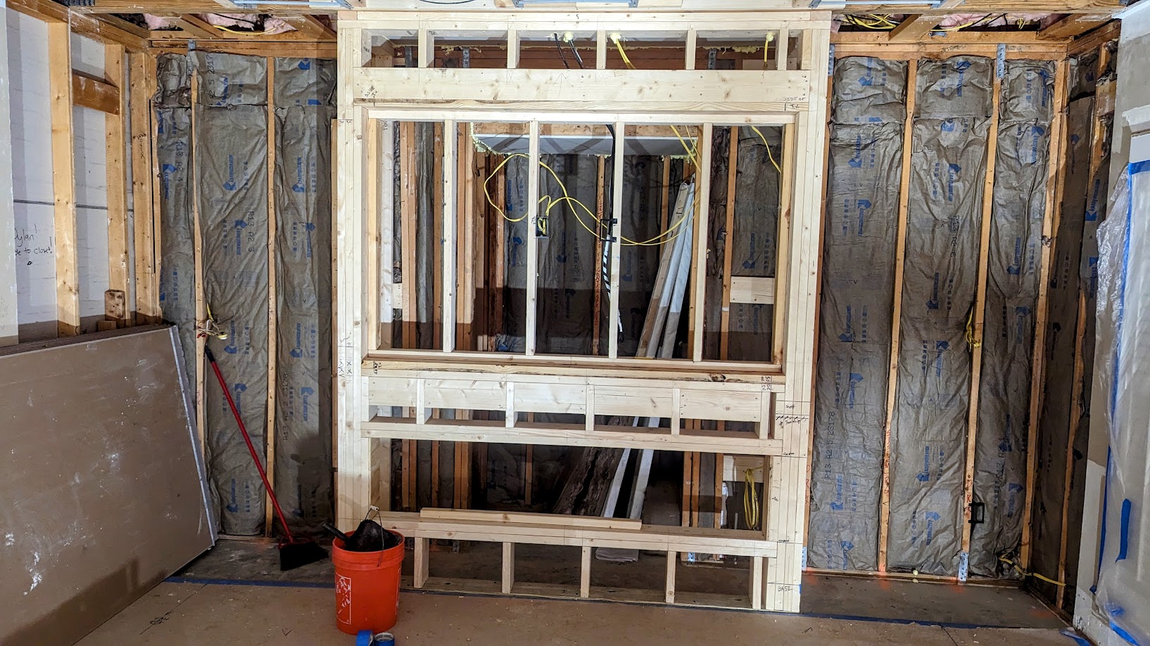 Entertainment Wall Photo 2